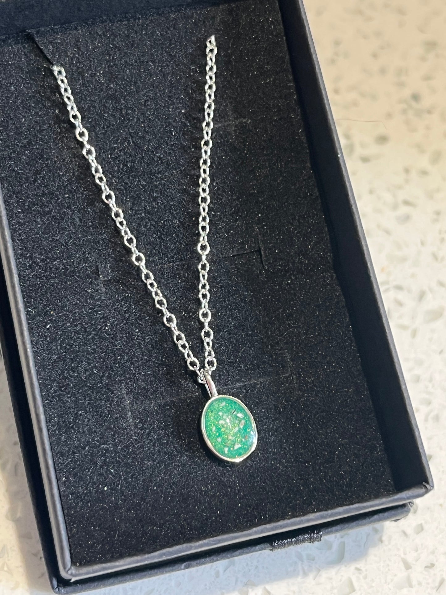 The Eternal Oval Pendant