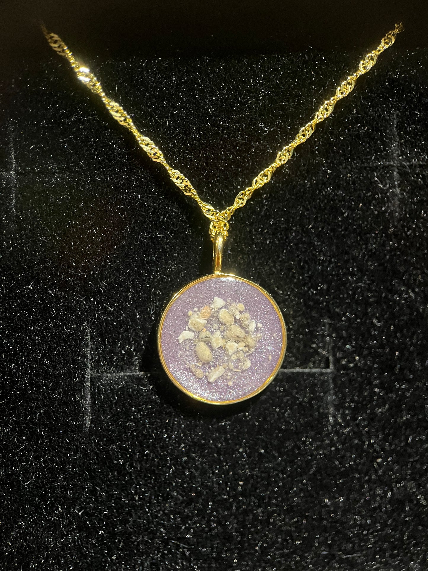 Circle Necklace Keepsake Pendant