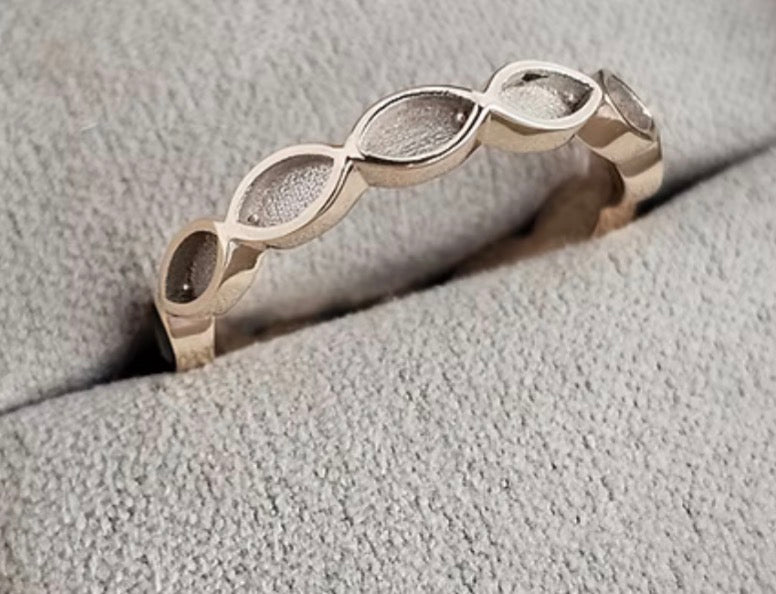 9ct Gold Marquise Keepsake Ring
