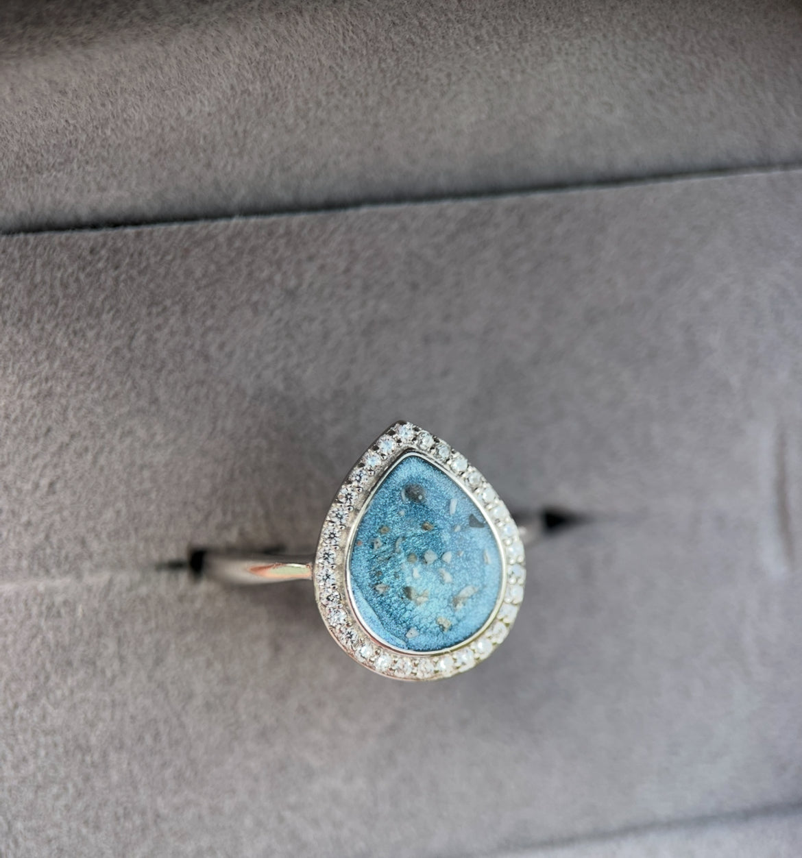 Teardrop Halo Keepsake Ring