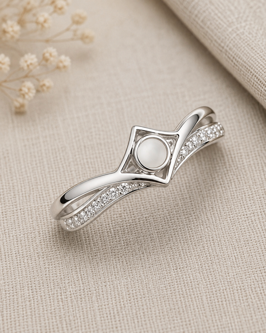 Inverted Wishbone Keepsake Ring