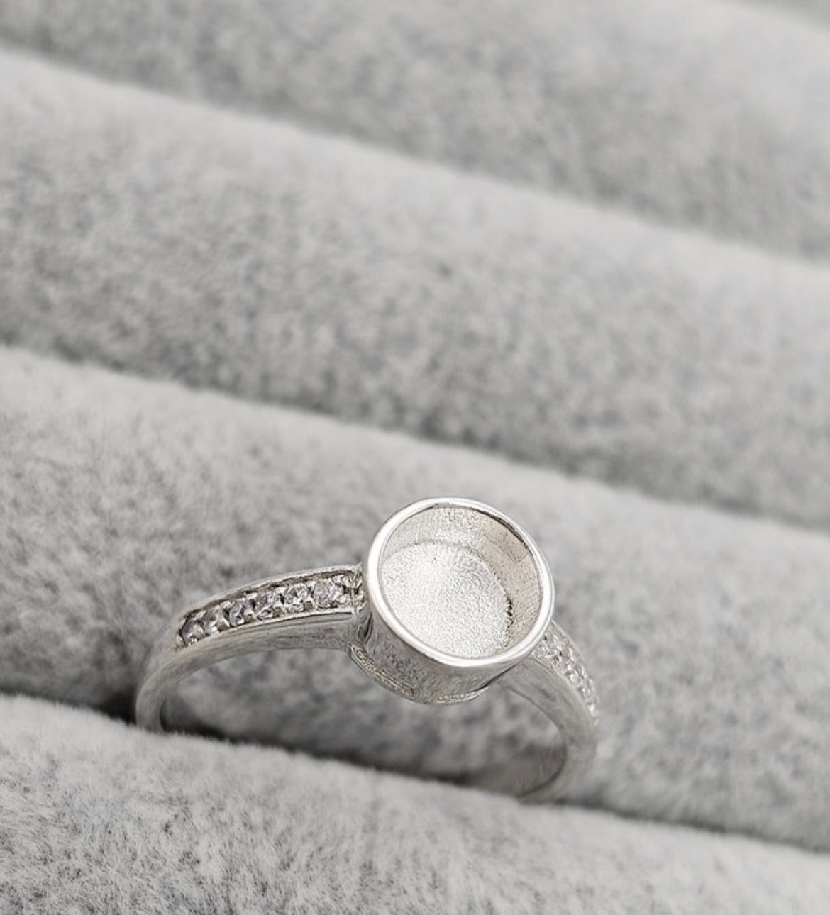 Luxe Round Memorial Keepsake Ring